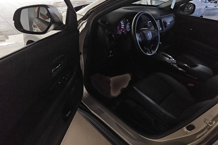 Used Honda XR-V 2017 1.8L EXi CVT Comfort Version
