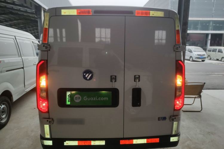 Used Foton Intelligent Blue Elf E7 2024 Facelifted All-Electric Van Flat Roof 2 Seats Evey Lithium Energy 41.86 kWh
