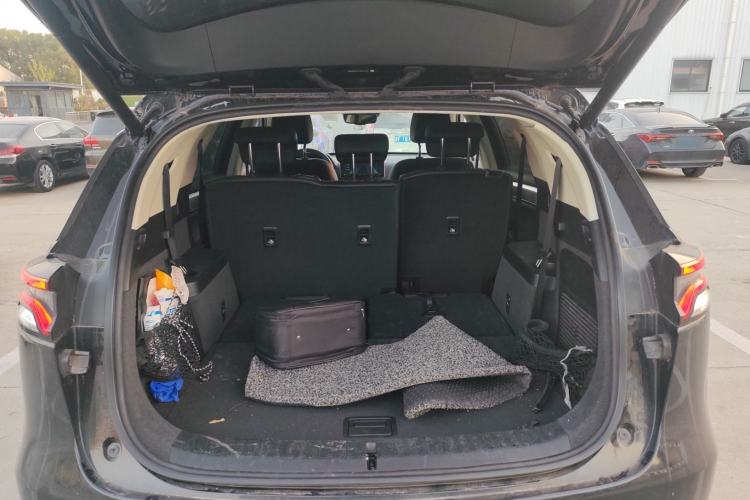 Used BYD Tang New Energy 2018 DM 2.0T All-Wheel Drive Smart Connect Advanced Model 7 Seats China V Emission Standard
