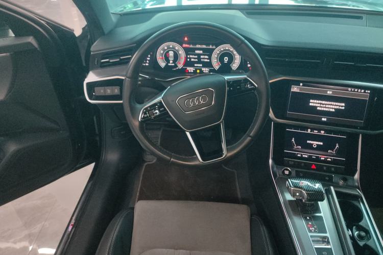 Used Audi A6L 2022 40 TFSI Luxury Dynamic Model
