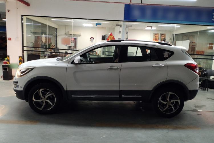 Used Haima S5 2016 1.6L Manual Luxury Tech Edition
