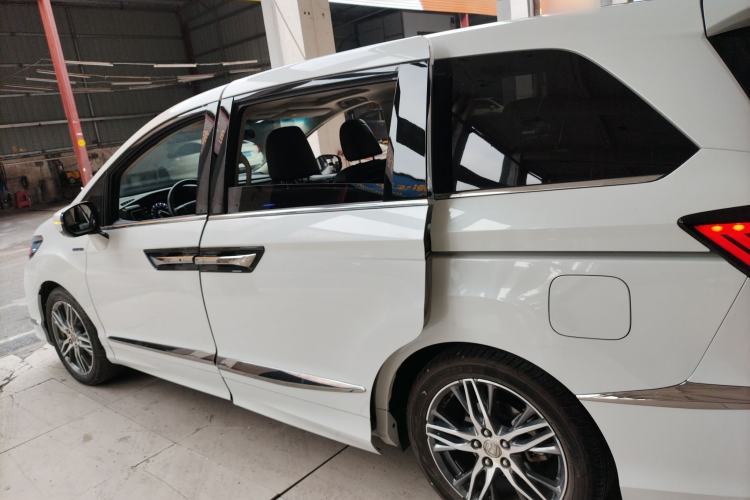 Used Honda Elysion 2019 2.0L Hybrid Luxury Edition
