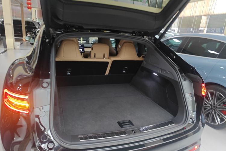 Used Hima Luxeed R7 2024 All-Electric 736 km Ultra
