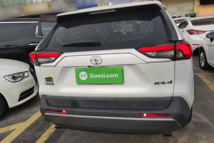 Used Toyota RAV4 2021 2.0L CVT Two-Wheel Drive Fashion Edition
