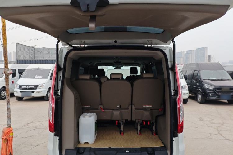 Used Ford Transit 2019 2.0T Diesel Commercial & Travel Short Wheelbase Low-Roof 7-Seater China VI Standard