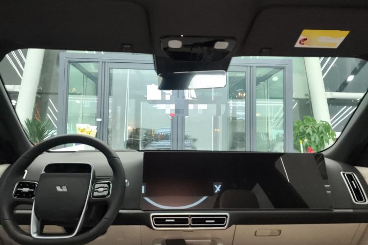 Used Li Auto L9 2025 Pro Smart Refresh Edition
