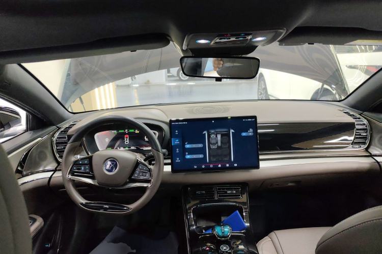 Used BYD Han 2020 EV Long-Range Luxury Model
