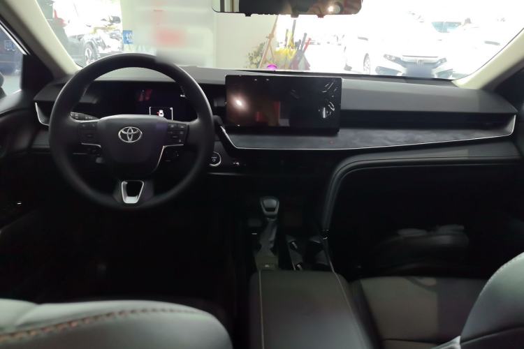 Used Toyota Camry 2024 Dual-Motor 2.0 HE Elite Edition