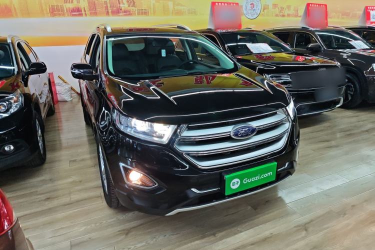 Used Ford Edge 2016 EcoBoost 245 Two-Wheel-Drive Titanium 7-Seater
