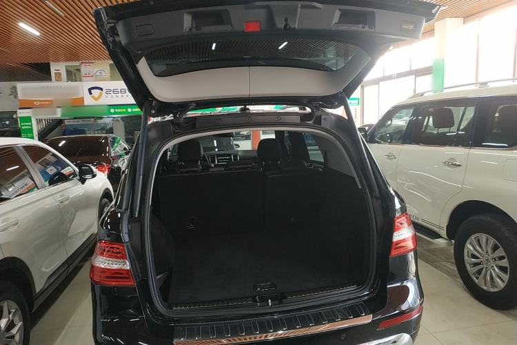 Used Mercedes-Benz M-Class 2014 ML 400 4MATIC Dynamic Model
