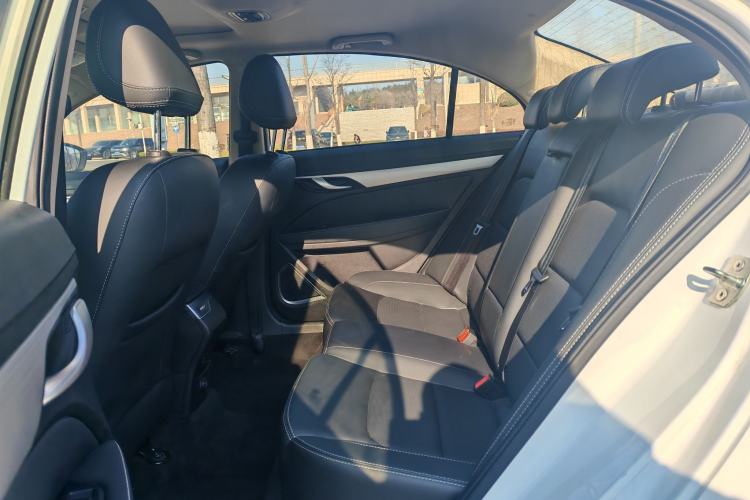 Used Geely Auto Emgrand 2018 1.5L Manual Upward Connect Edition
