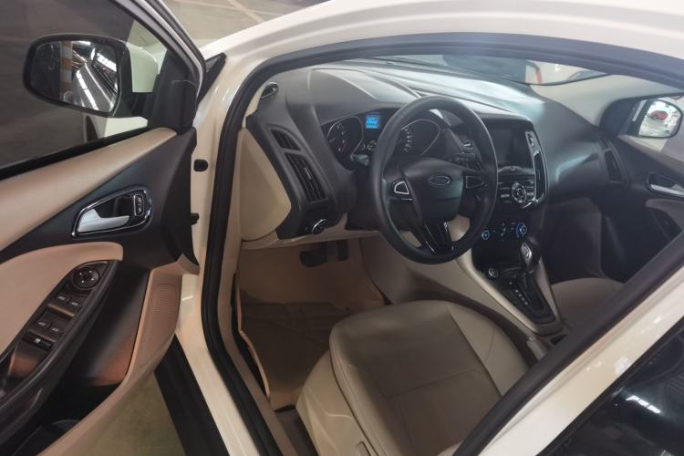 Used Ford Focus 2017 Sedan 1.6L Automatic Comfort Plus SmartDrive Edition
