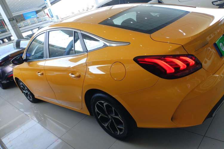 Used MG 5 2022 180 DVVT CVT Youth Flagship Edition
