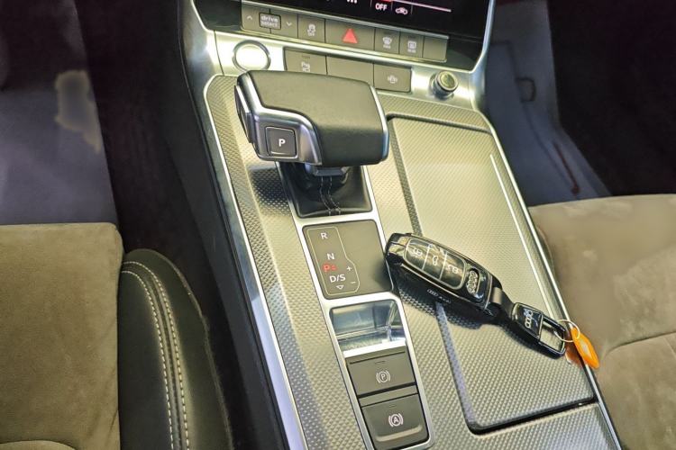 Used Audi A6L 2019 40 TFSI Luxury Dynamic Model
