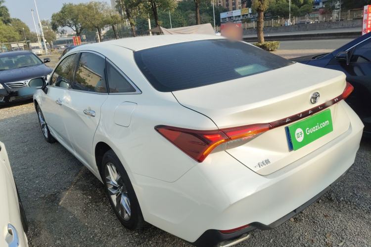Used Toyota Avalon 2019 2.0L Luxury Edition China VI Standard
