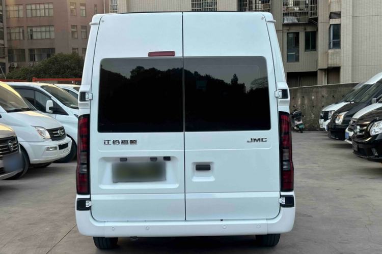 Used JMC Fushun 2023 2.0T Manual Mid-axle Mid-roof Business-Class 9-Seater (Non-Commercial)