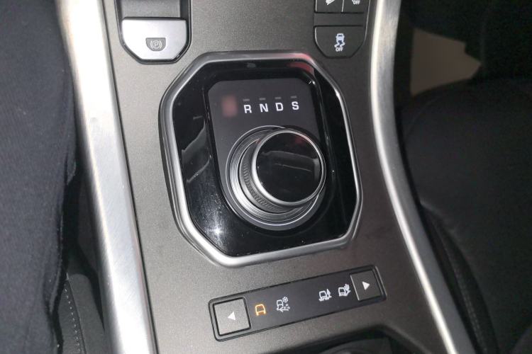 Used Land Rover Range Rover Evoque 2018 240 PS SE Smart Brilliance Edition
