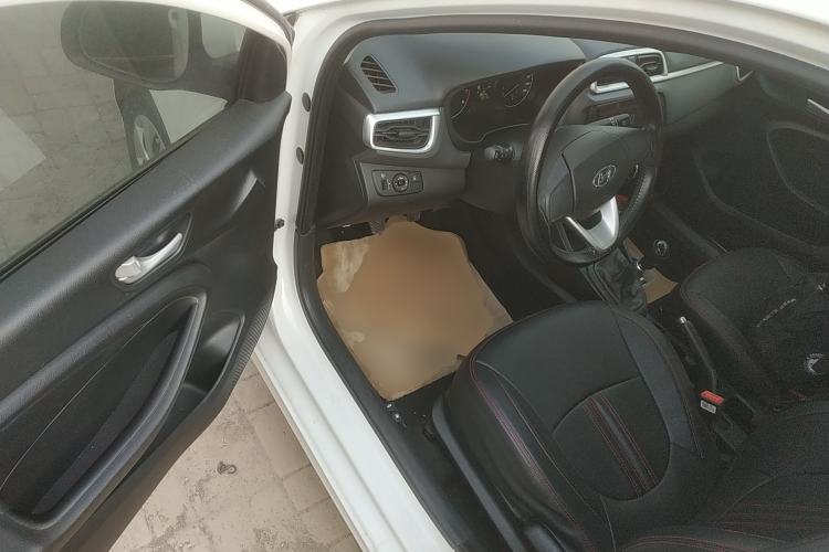 Used Hyundai Verna (older generation) 2020 1.4L Manual GL Refreshed Edition