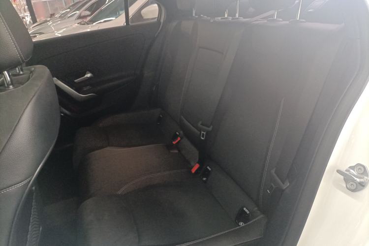 Used Mercedes-Benz A-Class 2022 Revised Version A 200 L Sport Sedan Fashionable Style