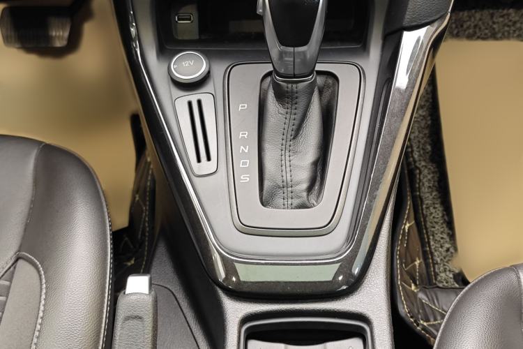 Used Ford Focus 2017 Sedan 1.6L Automatic Fashion Edition Smart Drive Version