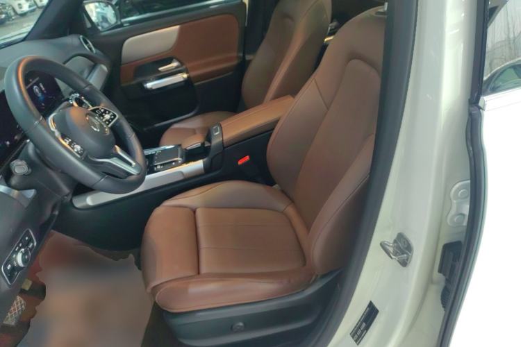 Used Mercedes-Benz GLB 2023 Refreshed GLB 200 Dynamic Edition