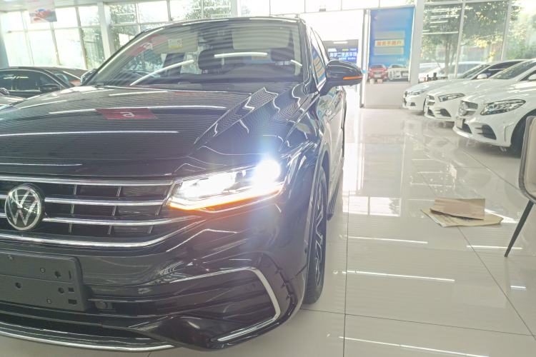 Used Volkswagen Tiguan L 2022 330TSI Automatic Two-Wheel Drive R-Line Enhanced Edition
