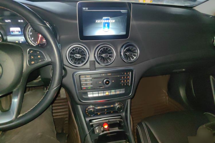 Used Mercedes-Benz GLA 2017 GLA 200 Sport Edition
