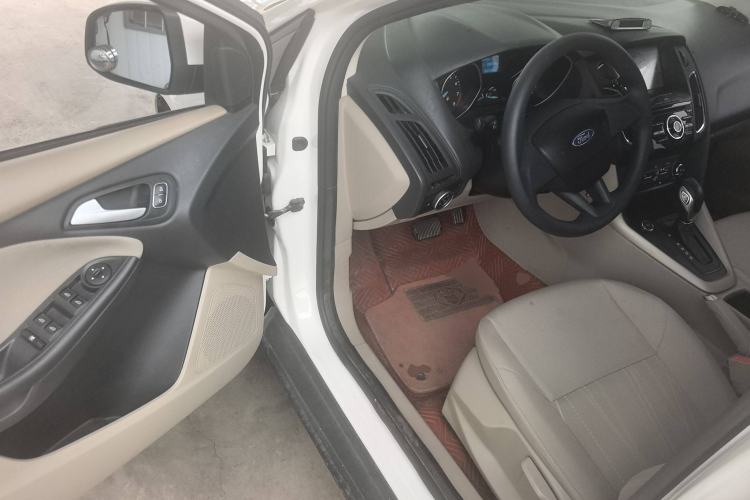 Used Ford Focus 2017 Sedan 1.6L Automatic Comfort Plus SmartDrive Edition
