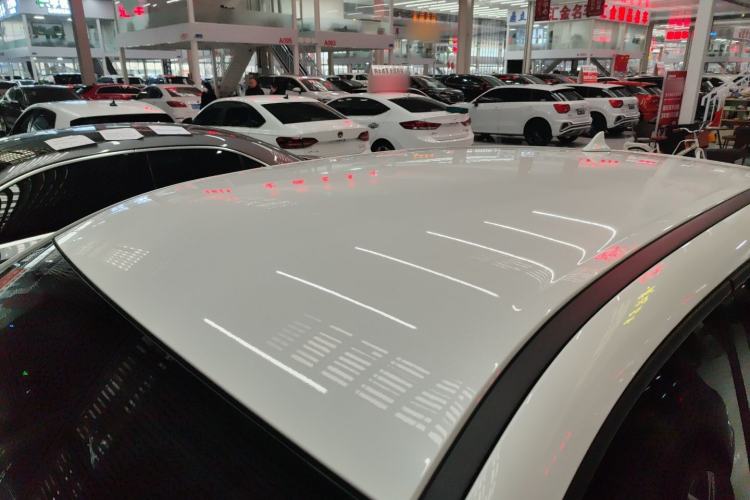 Used ORA Good Cat 2022 Morandi Edition 400km Standard Range Luxury Version Lithium Iron Phosphate