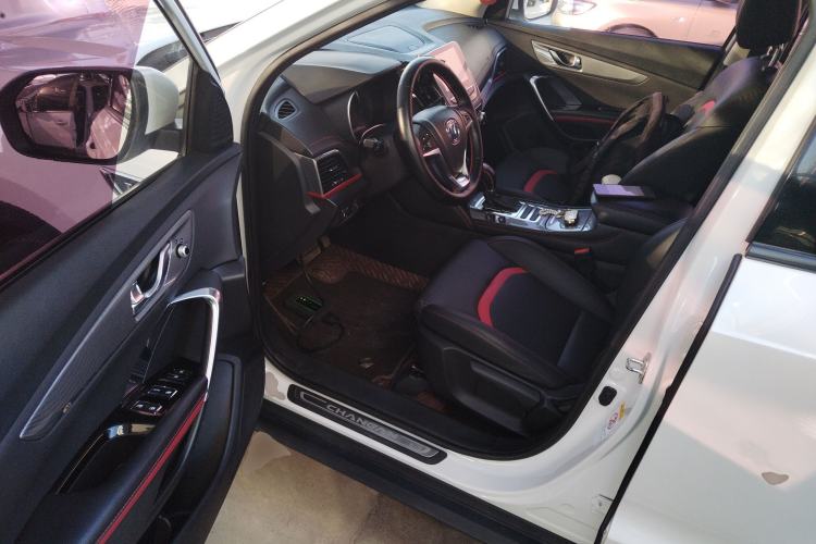 Used Changan CS55 2018 1.5T Automatic Colorful Edition China V Standard
