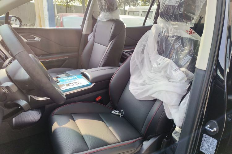 Used Hongqi HS7 PHEV 
