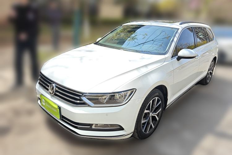 Used Volkswagen Variant 2017 380TSI Two-Wheel Drive Comfort Edition