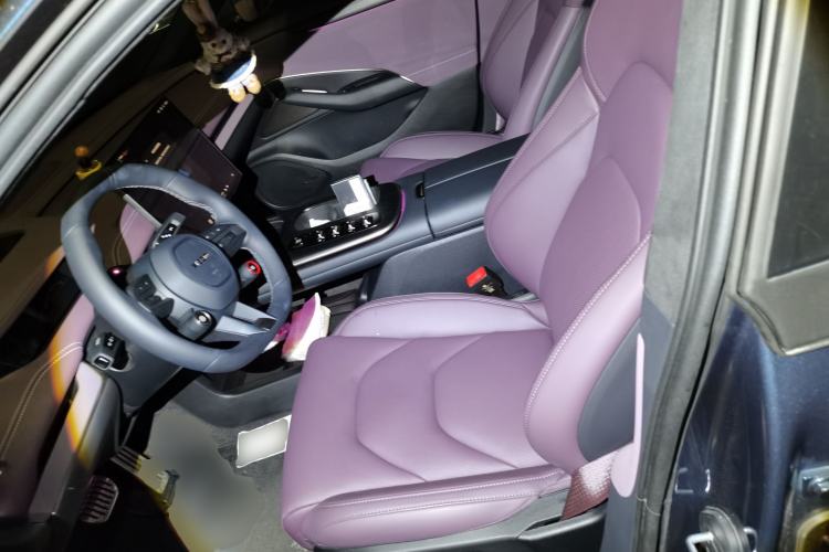 Used  SU7 2024 Four-Wheel Drive Ultra-Long Range Advanced Intelligent Driving Max Edition
