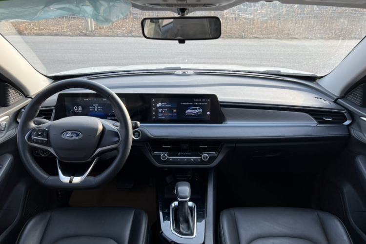 Used Ford Escort 2021 1.5L Automatic Diamond Edition
