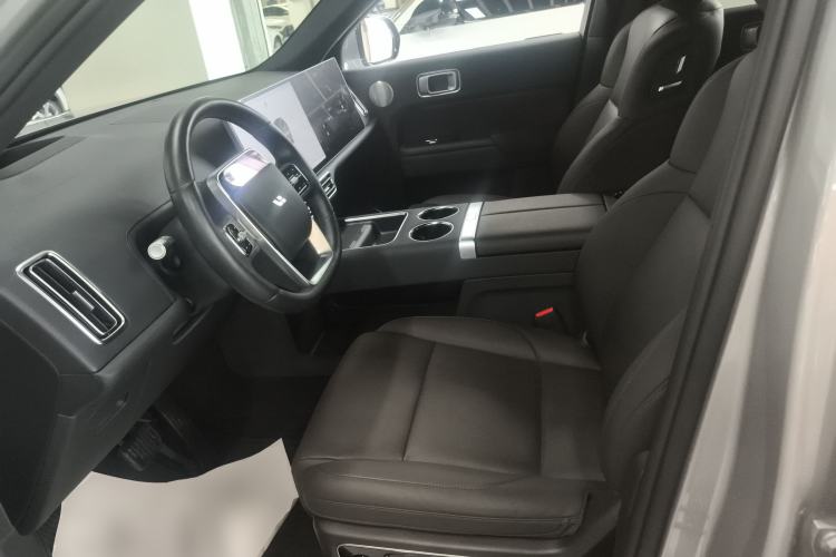 Used Li Auto L8 2023 Pro Model
