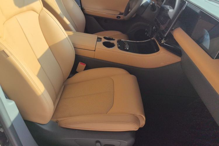 Used Leapmotor C01 2024 Range-Extended 216 Luxury Edition
