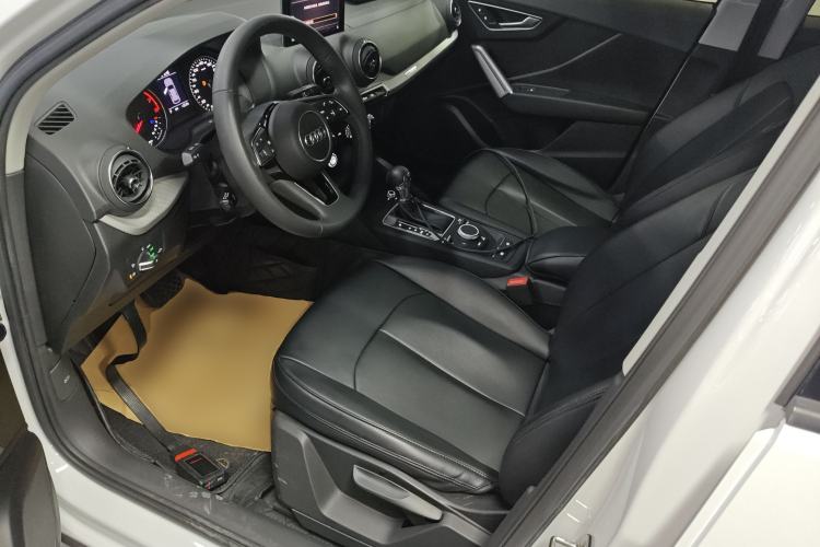 Used Audi Q2L 2021 35 TFSI Progressive Dynamic Edition
