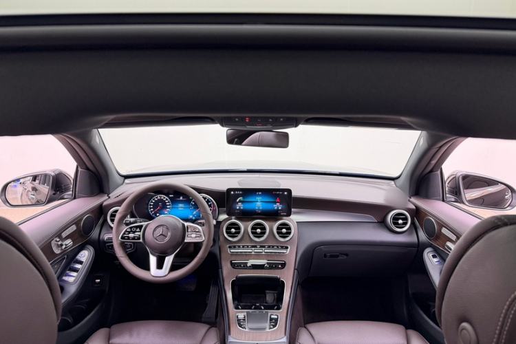 Used Mercedes-Benz GLC 2022 GLC 260 L 4MATIC Luxury Model