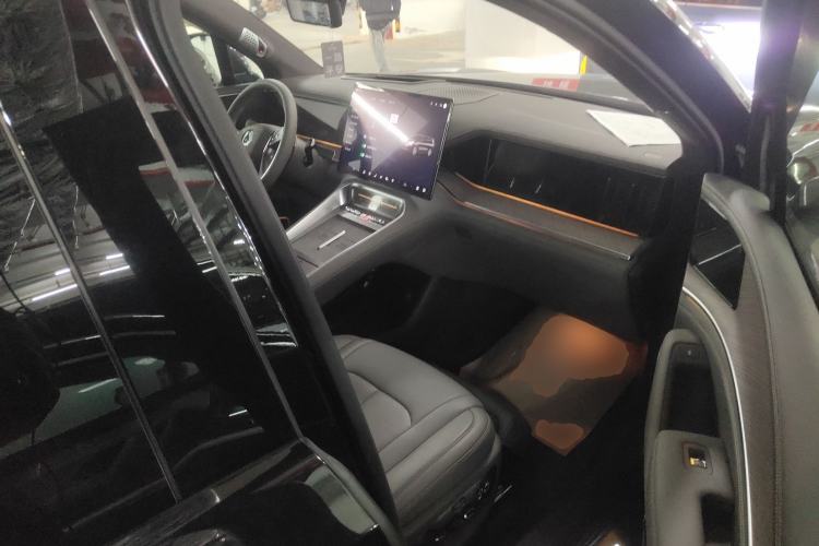 Used Denza N9 2025 Flagship Model
