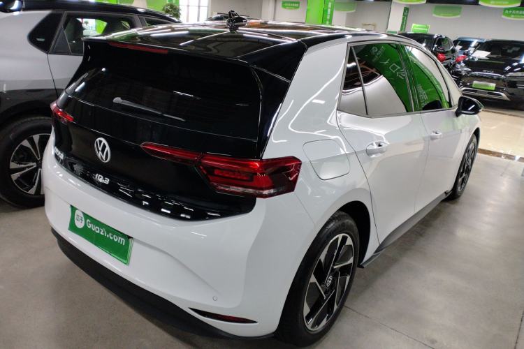 Used Volkswagen ID.3 2024 Outstanding Edition
