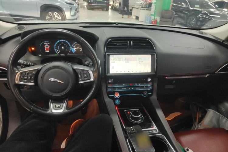 Used Jaguar F-PACE 2016 2.0T Two-Wheel-Drive R-Sport Sport Edition
