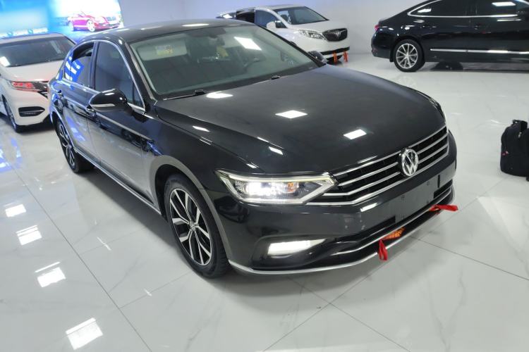 Used Volkswagen Magotan 2020 330TSI DSG Leading Model
