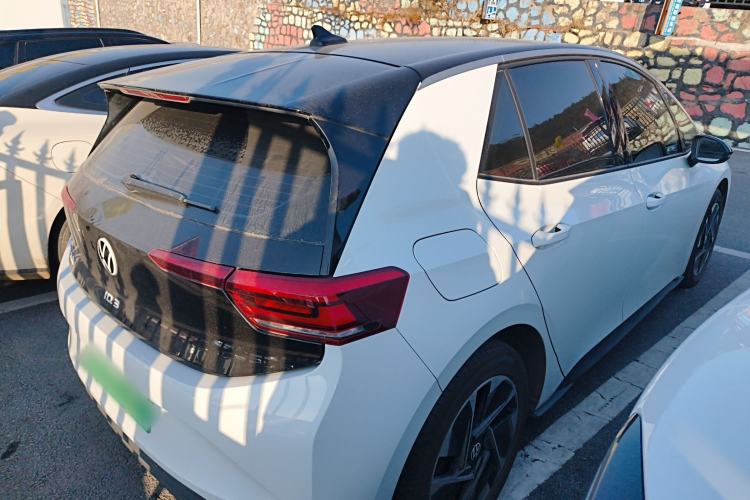 Used Volkswagen ID.3 2025 Smart Edition Outstanding Model
