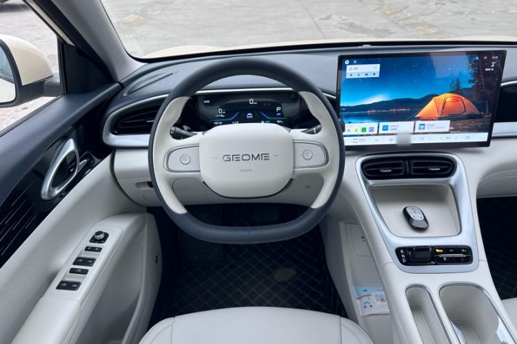 Used  Geome 2025 310km Dream Edition