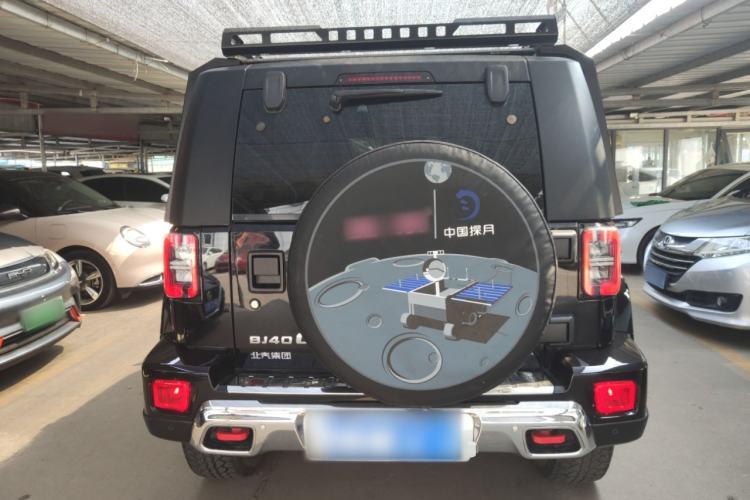 Used  BJ40 2023 2.0T Automatic Four-Wheel Drive Urban Hunter Edition Prestige Version
