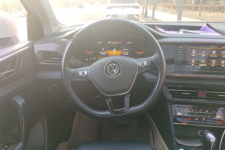 Used Volkswagen Tharu 2022 280TSI Two-Wheel Drive Comfort Edition
