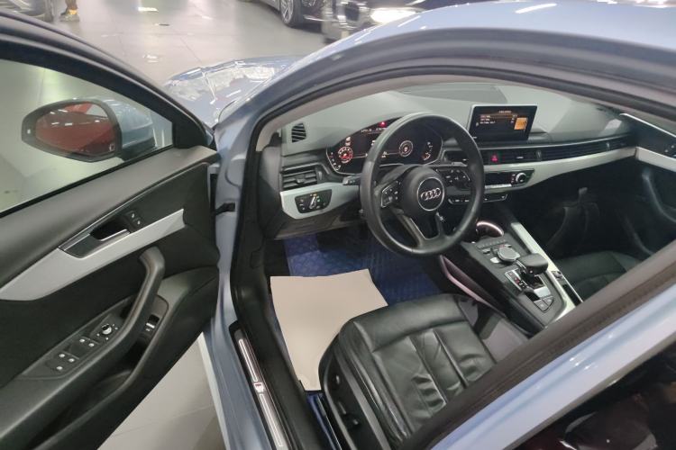 Used Audi A4L 2019 40 TFSI Fashion Edition China VI Emission Standard