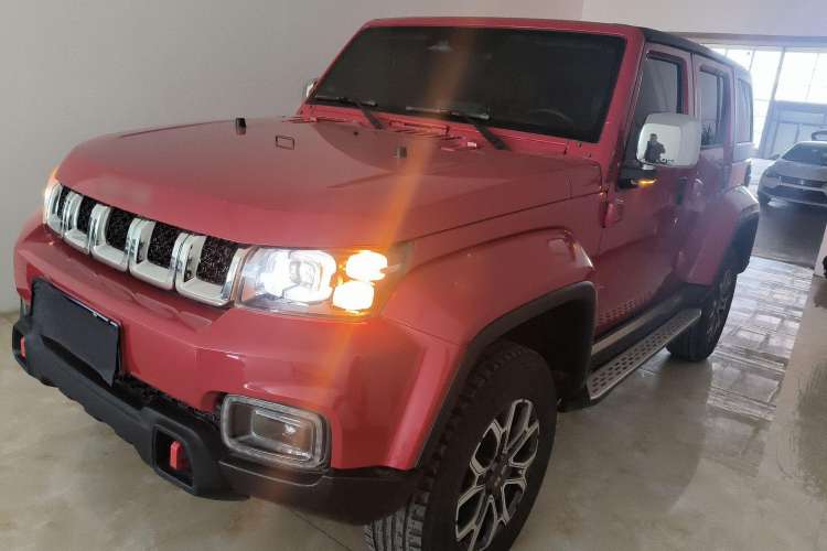 Used Beijing Auto BJ40 2020 2.0T Automatic Four-Wheel Drive Urban Hunter Edition Chivalrous Type
