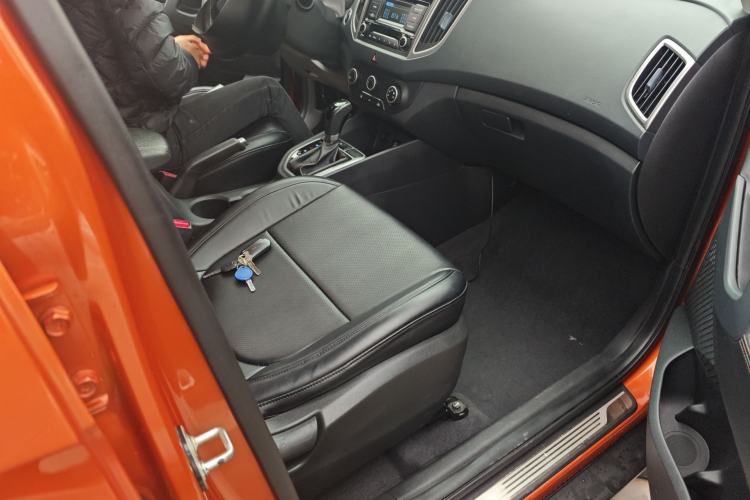 Used Hyundai ix25 2016 1.6T Dual-Clutch Two-Wheel Drive Smart GLS Model
