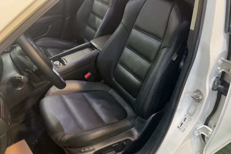 Used Mazda Atenza 2017 2.5L Blue Sky Prestige Edition
